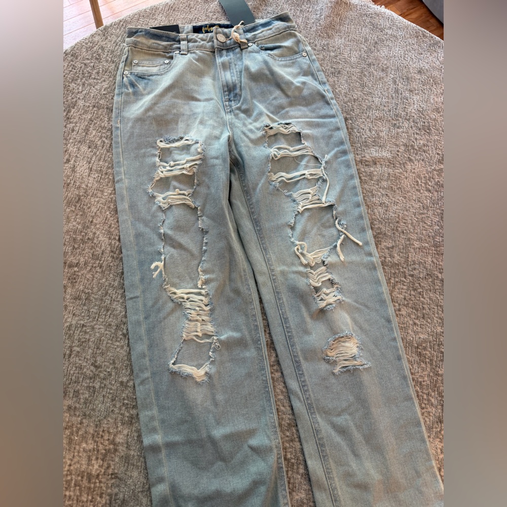 Light Blue Distressed Women's Jeans
